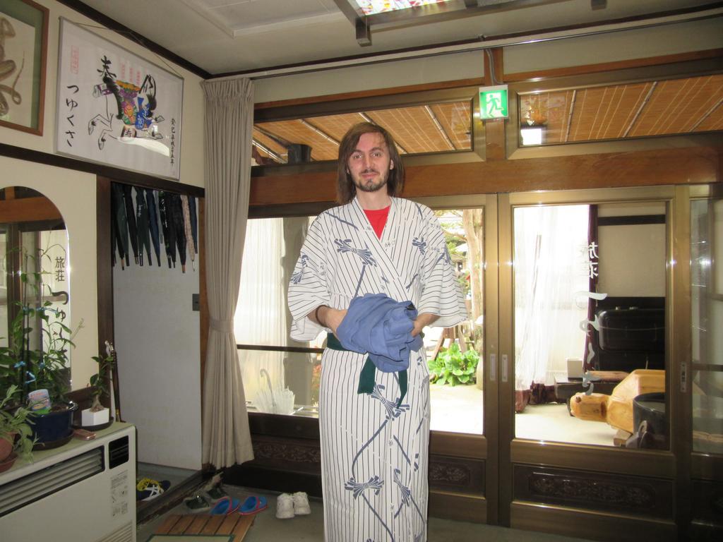 Tsuyukusa Takayama  Luaran gambar