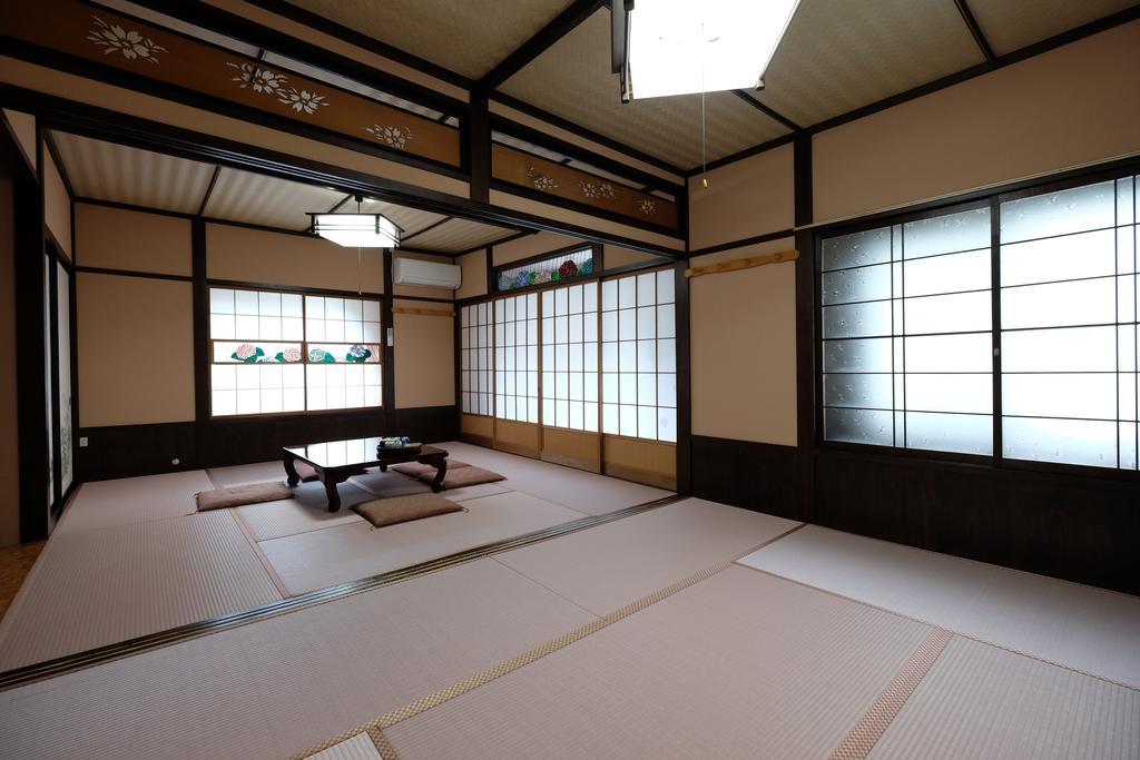 Tsuyukusa Takayama  Luaran gambar
