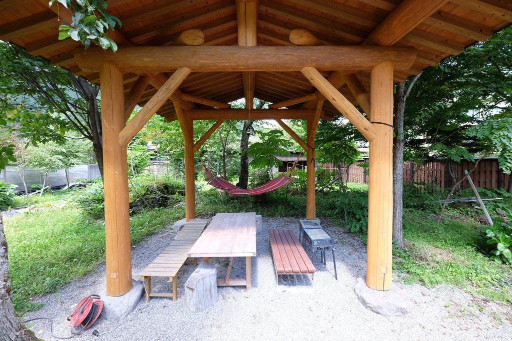 Tsuyukusa Takayama  Luaran gambar